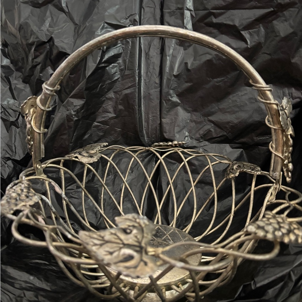Vintage Godinger silver plated wire basket